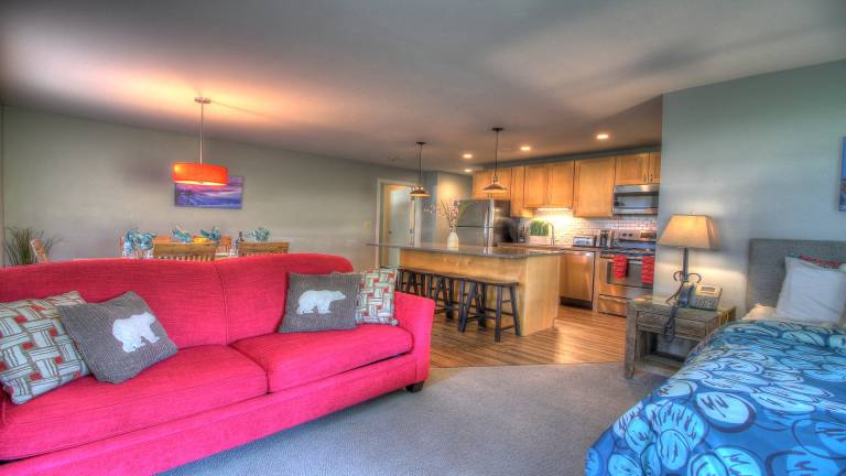Sweet Suite! Modern, Pool, 2RM, 2BA, Ski Resort 532 — photo 2