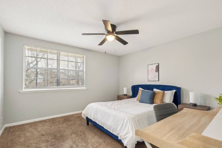 Apartment  Woodland Hills