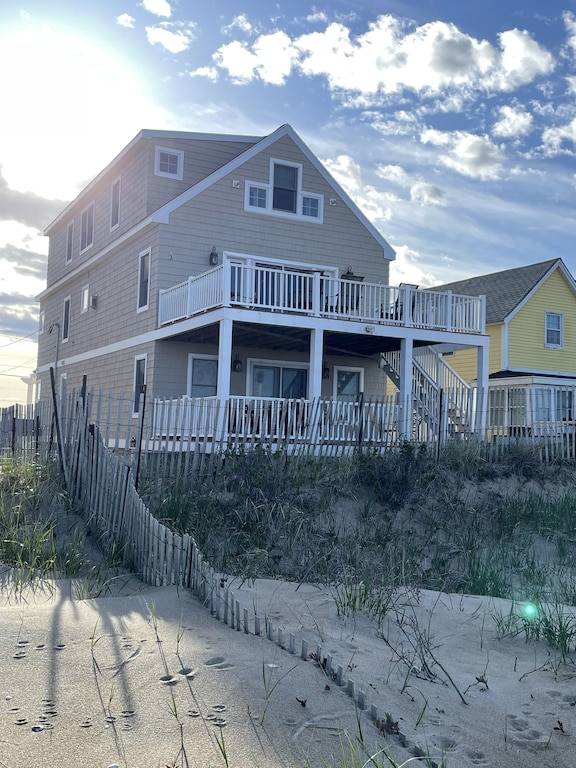 Salisbury Beach, MA Vacation Rentals from 121 Hometogo