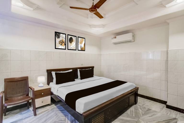 Super Hotel O Secunderabad Central Railway Station
