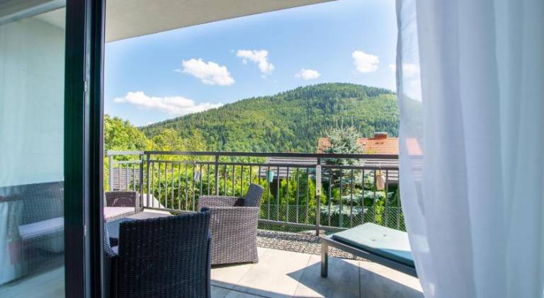 Szczyrkowskie SKI & FUN 3 z balkonem - Sauna i Jacuzzi in Szczyrk
