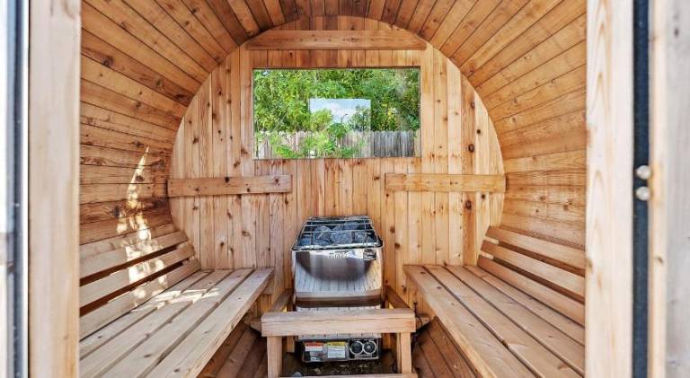 Vacation home with sauna — photo 4
