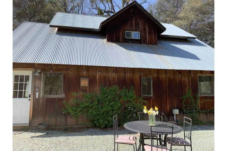 Cabin  Fiddletown