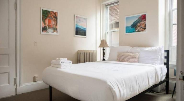Apartment with 1 room for 2 persons in Boston, MA