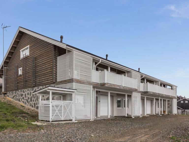 Vacation home with sauna — photo 2