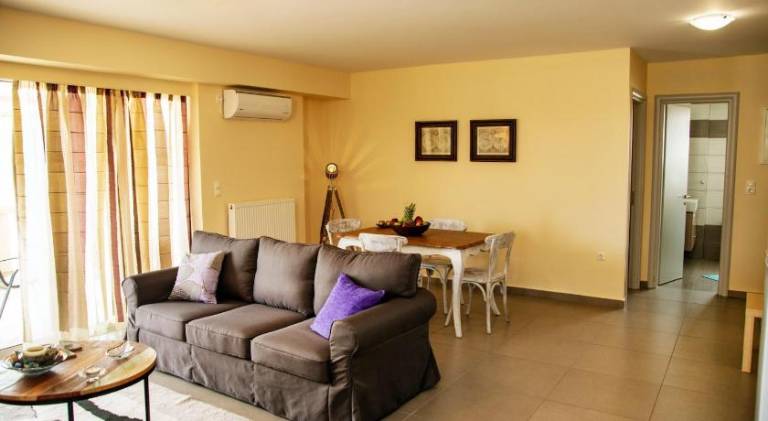 Διαμέρισμα Παραλία Βρωμοπούσι