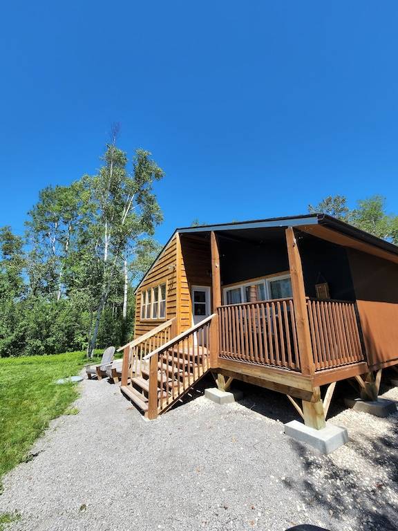 Cabin  Beaconia
