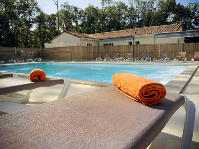 Chalet Thenon