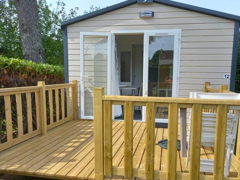 Mobile home with heated pool & terrace — photo 5