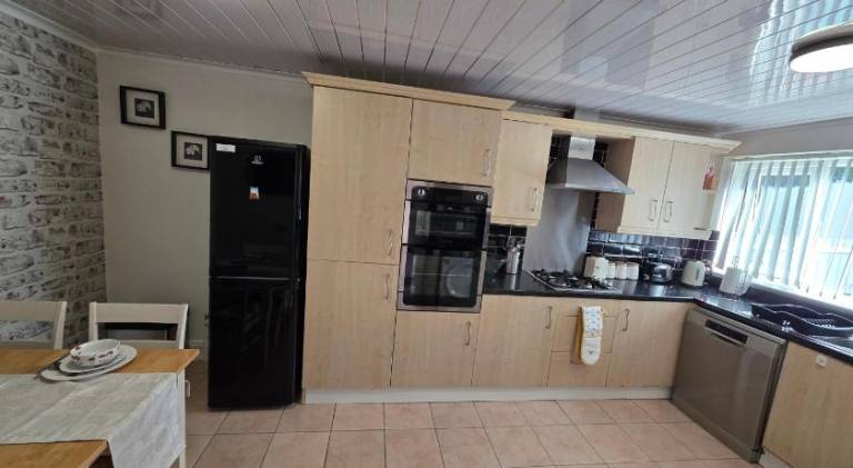 Holiday apartment with 3 rooms for 5 persons — photo 3