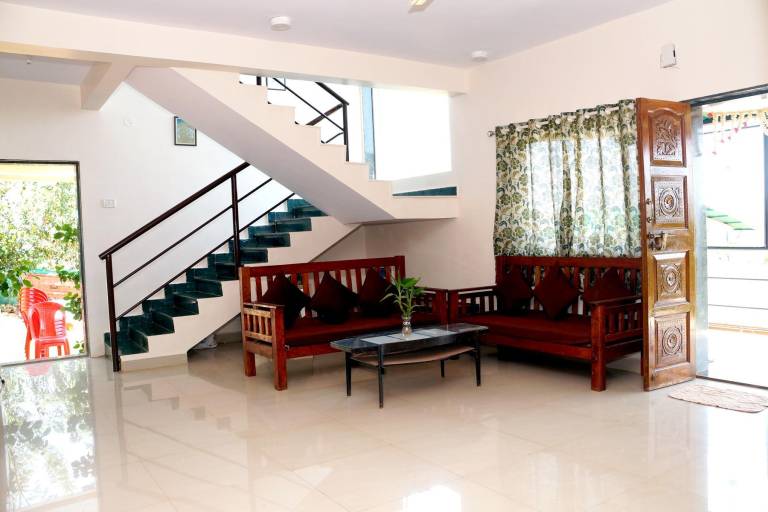 Beautiful villa Overlooking Strawberry Field — photo 4
