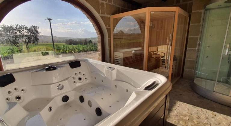 Farm with garden, jacuzzi & sauna — photo 3