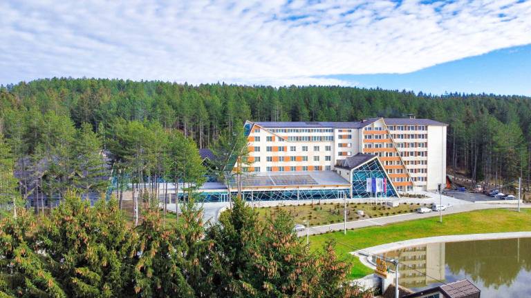 Hotel Borovi Forest Resort & Spa