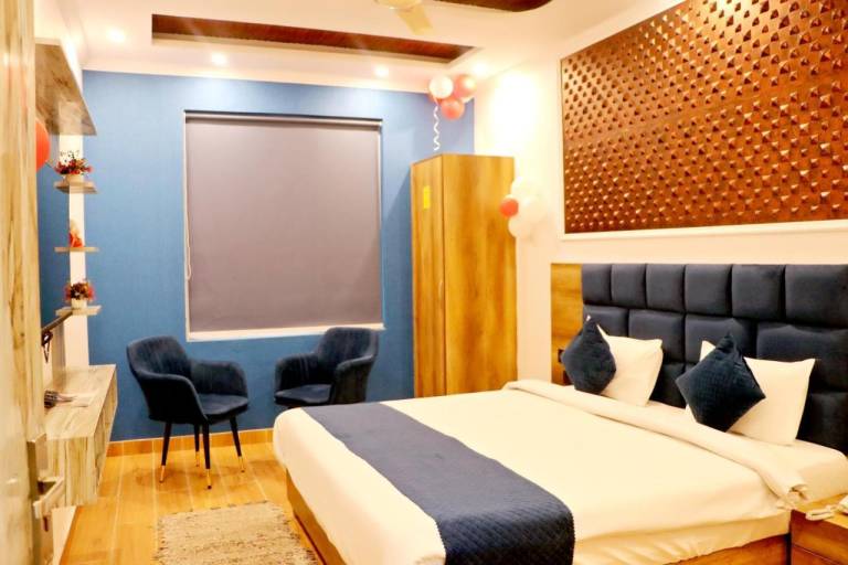 Red Leaf Hotels in Chandigarh