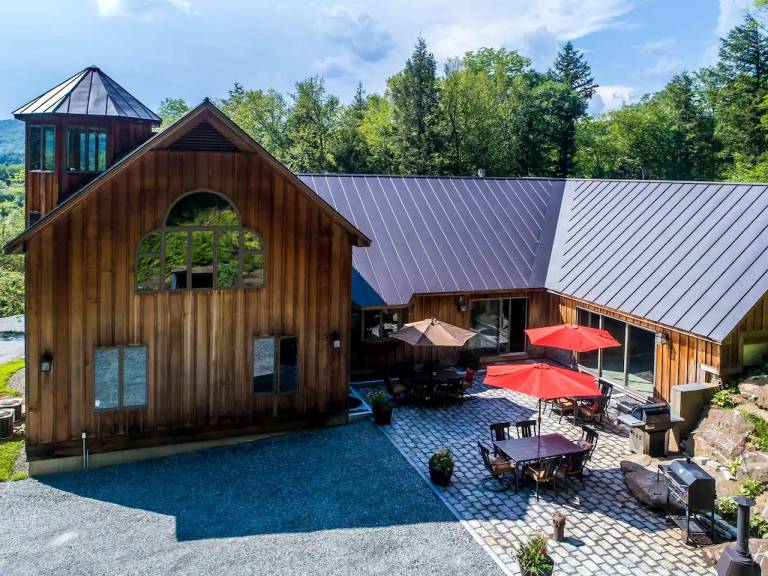 Majestic Vermont Vacation Rental with a Private Pool