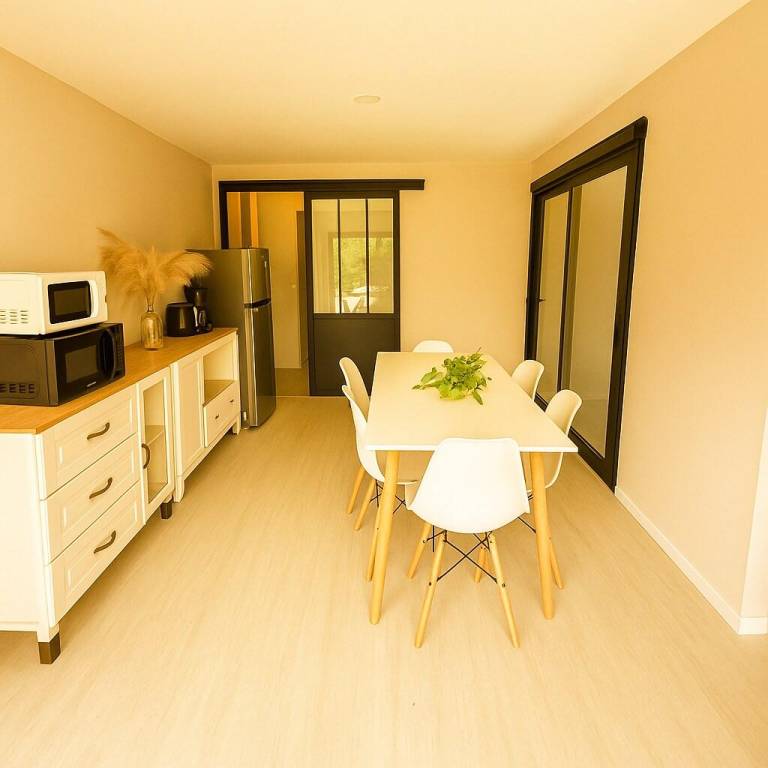 Charming vacation home | Pets are welcome — photo 4