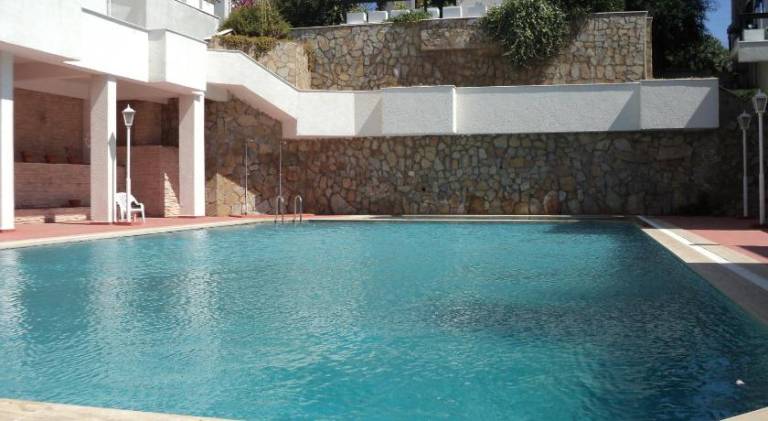 Fully equipped beautiful villa with garden, terrace & pool | Pets allowed — photo 5