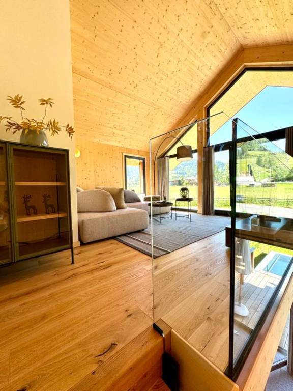 Chalet with private pool, sauna & yard — photo 3