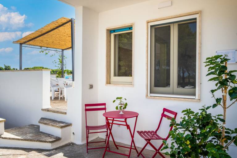 Holiday apartment with yard, terrace & grill | Garden view — photo 2