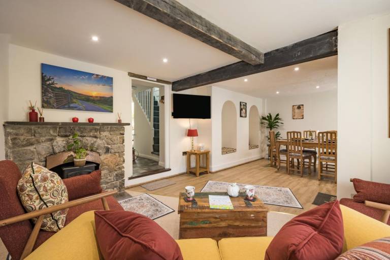 Cottage with garden in Newton Abbot