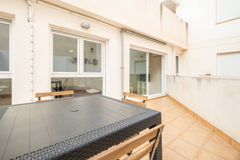 Aparthotel with patio — photo 4