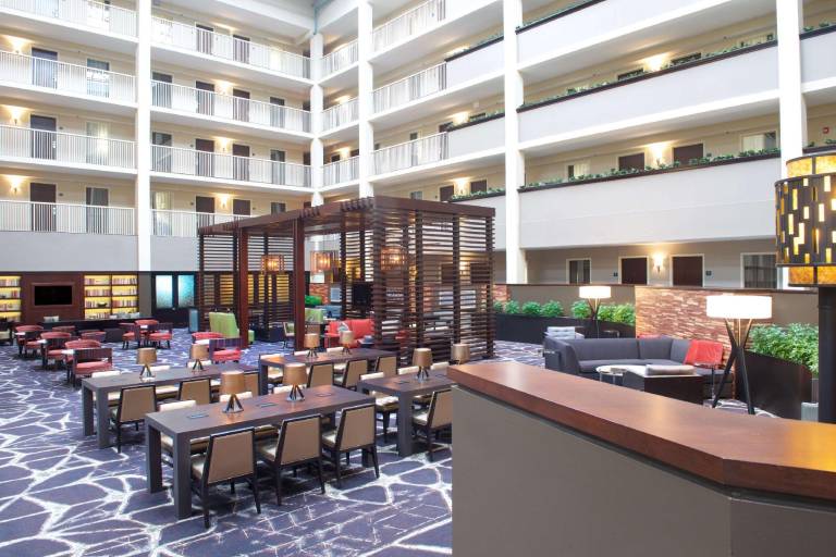 Embassy Suites by Hilton Philadelphia Airport — photo 2