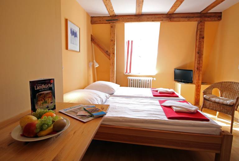 Familien- und Freizeithotel Gutshaus Petkus (Baruth / Mark), LHS 10852 in Teltow