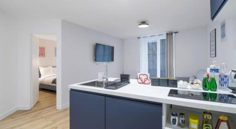 11.Appart 4pers1 BedroomPigalleOperaParis 9 — photo 3