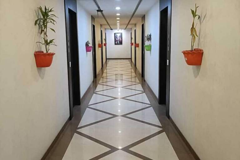 Hotel Grand Ambience