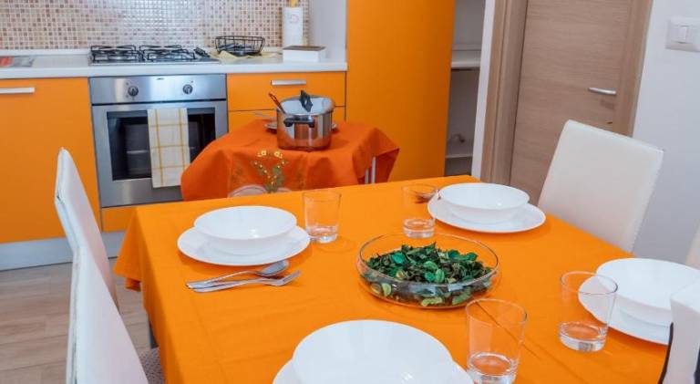 Apartment with 1 room for 5 persons — photo 4