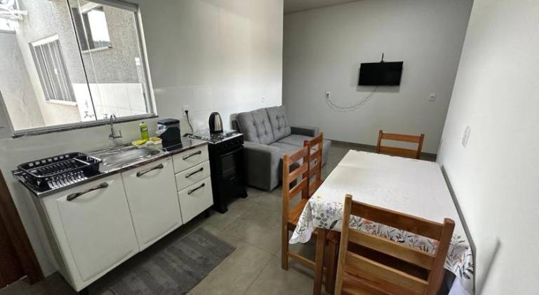 Casa garagem caminhonete exceto Dodge Ram, 2 quartos, espaco para 6 pessoas — photo 4