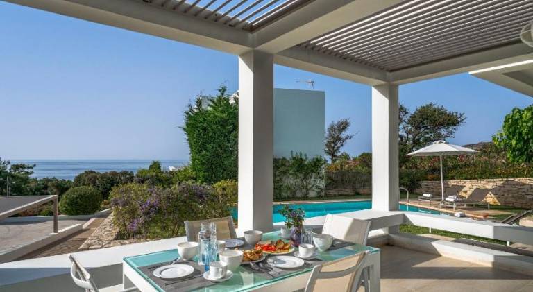 Nice villa with garden, terrace & pool | Beach nearby | Pets allowed — photo 3