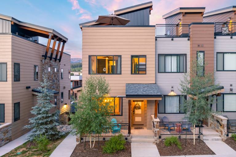 Downtown WP Penthouse 282 I Private Rooftop Hot Tub I Great Views I Discounted Attractions — photo 2