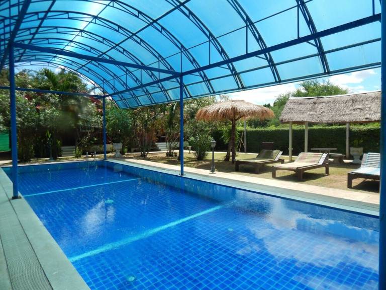 Resort  Ban Tai