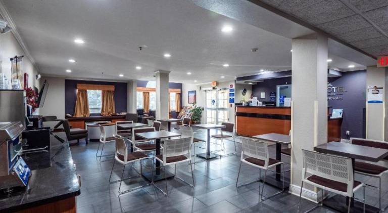 Microtel Inn & Suites by Wyndham Ocala — photo 4