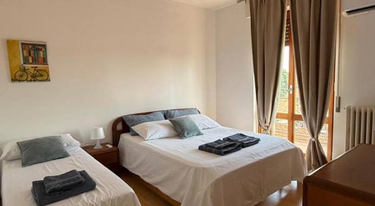 Rental apartment with 2 rooms for 5 persons in Somma Lombardo