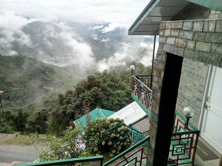 Ample villa with garden | Pets are welcome in Solan