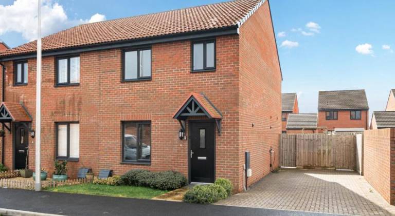 House with 3 rooms for 7 persons in Exeter