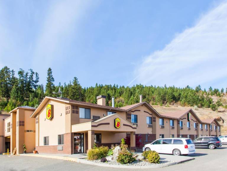 Super 8 By Wyndham Kamloops Bc in Kamloops, BC