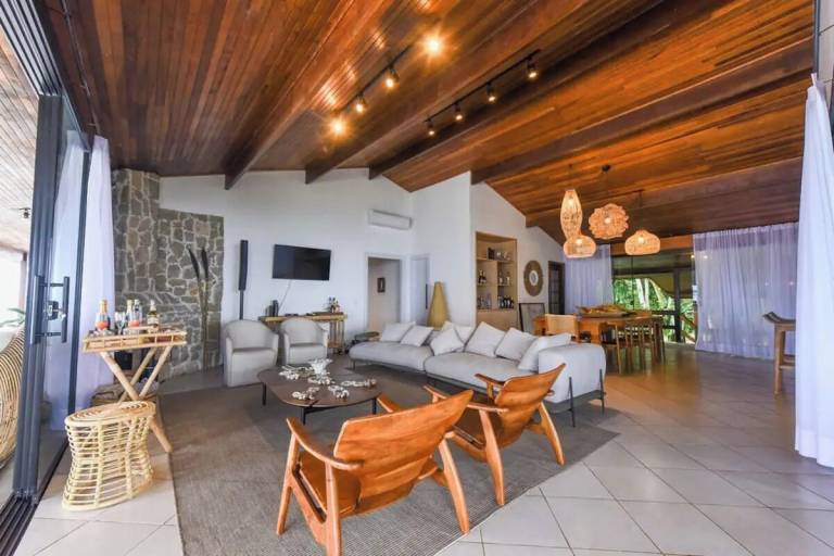 House Prainha de Mambucaba