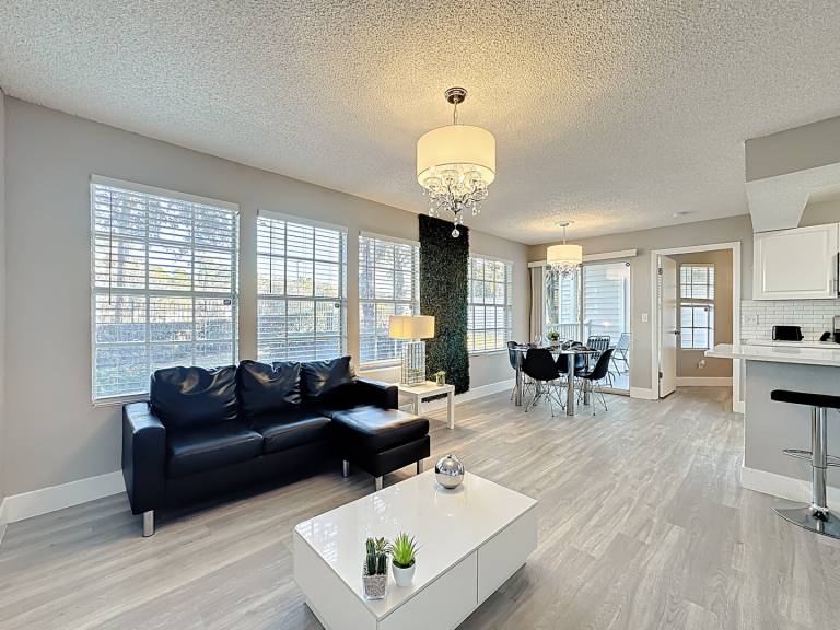 Children-friendly spacious condo with private pool & garden | Pets are welcome in Orlando, FL