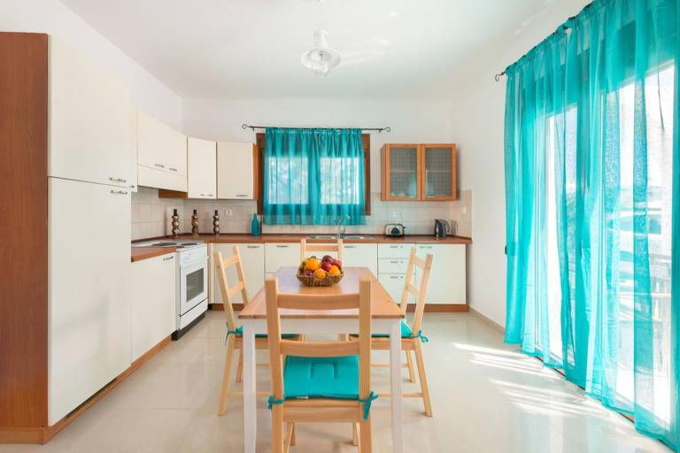 House with terrace & garden | Close to the beach | Pets are welcome — photo 4