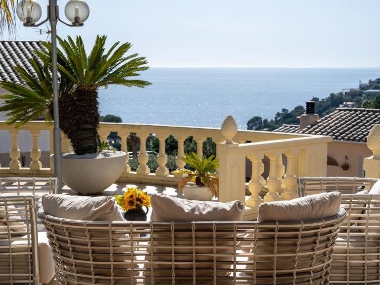 Villa with private pool, yard & BBQ in Tossa de Mar