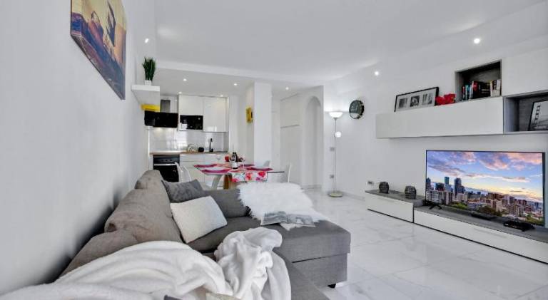 Holiday apartment with terrace, garden & private pool — photo 2