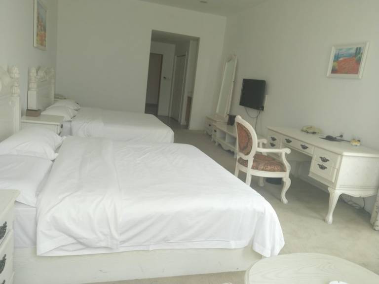 Accommodation  Decheng