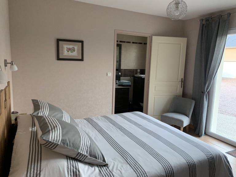 Pleasant bed & breakfast | Beach view | Pets are welcome — photo 3