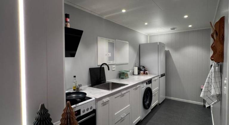 Apartment with sauna — photo 4