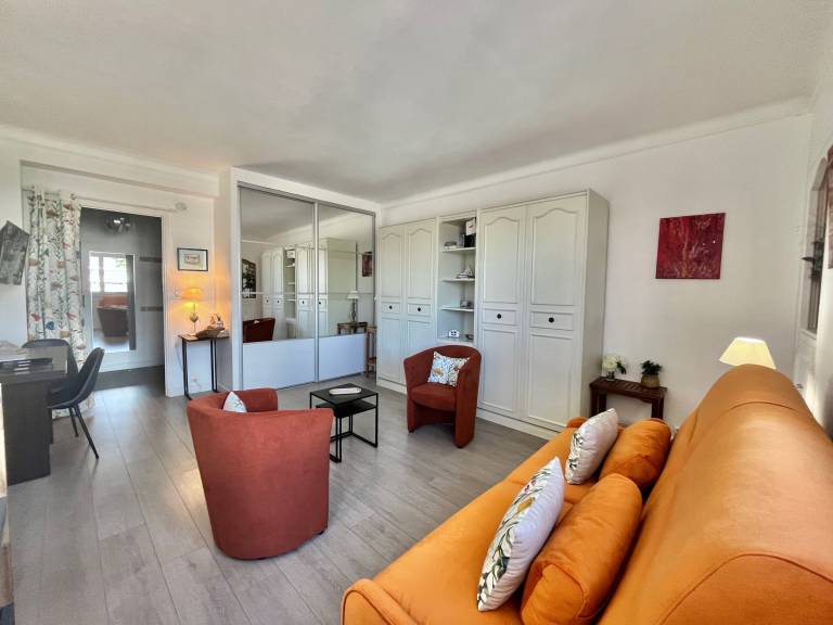 Lovely studio with terrace | Beach nearby | Pet-friendly — photo 2