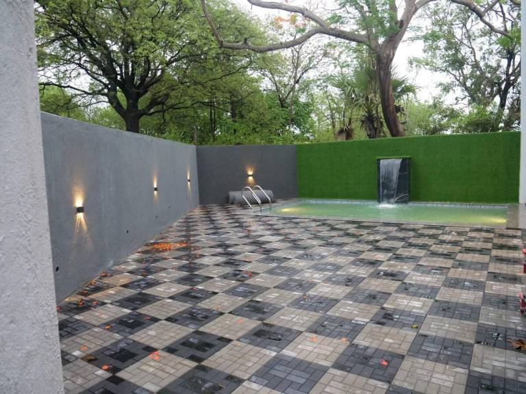 Villa with pool | Pets are welcome — photo 3