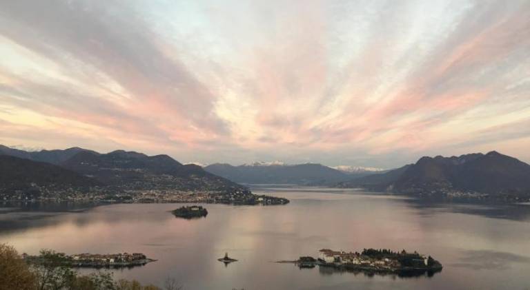 Rental apartment with 1 room for 5 persons in Stresa